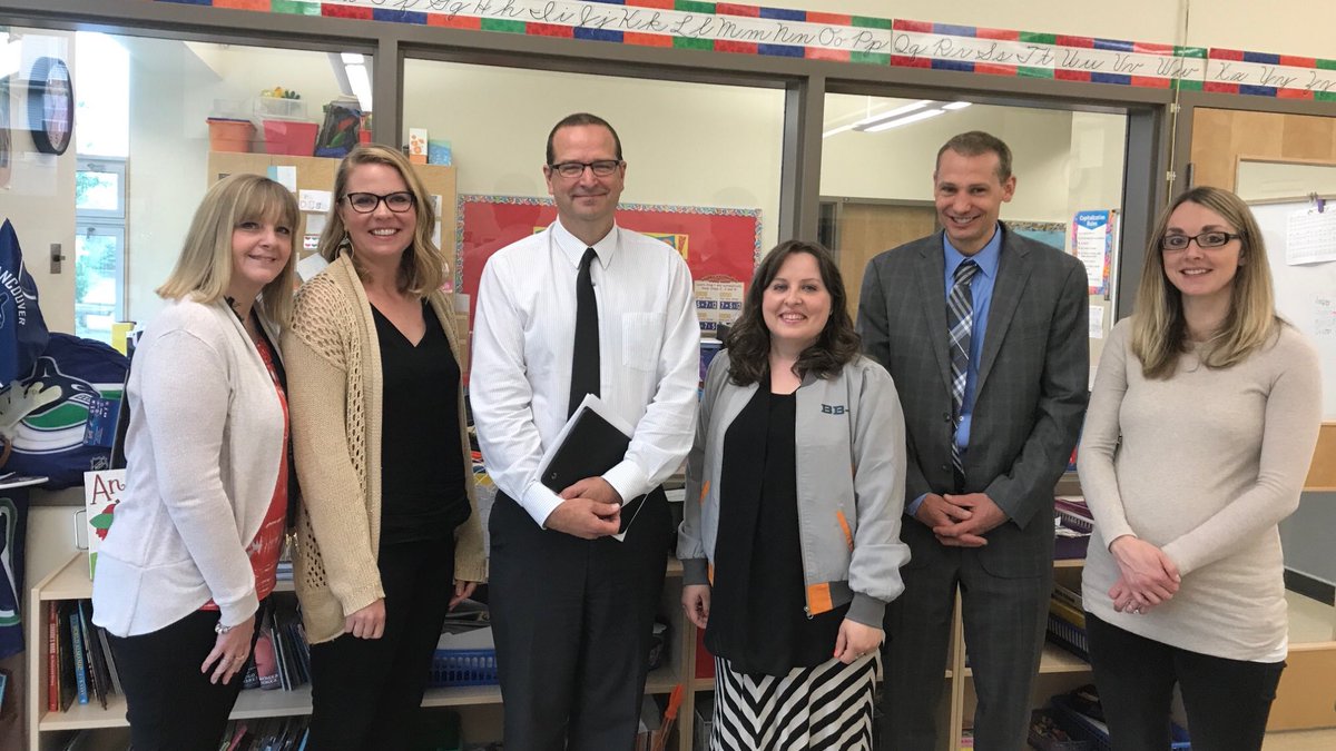 Thanks for visiting our superb LST team <a href="/jordantinney/">Jordan Tinney</a> @AndrewTHolland. We enjoyed sharing our innovative support model with you!