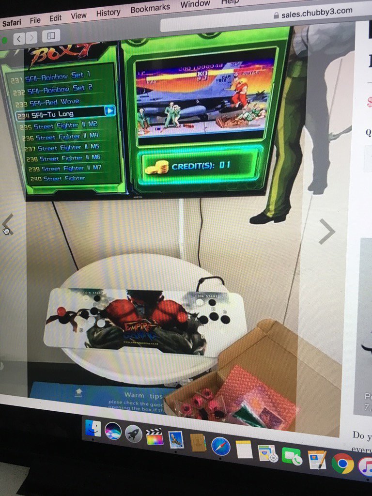 SuperGameAddict's tweet photo. Retro arcade console!!!. 600 + games? Yeah I'm so saving up for this!!!. GAME ON RETRO GAMERS AND COLLECTORS!!! https://t.co/3hccxyyhnZ