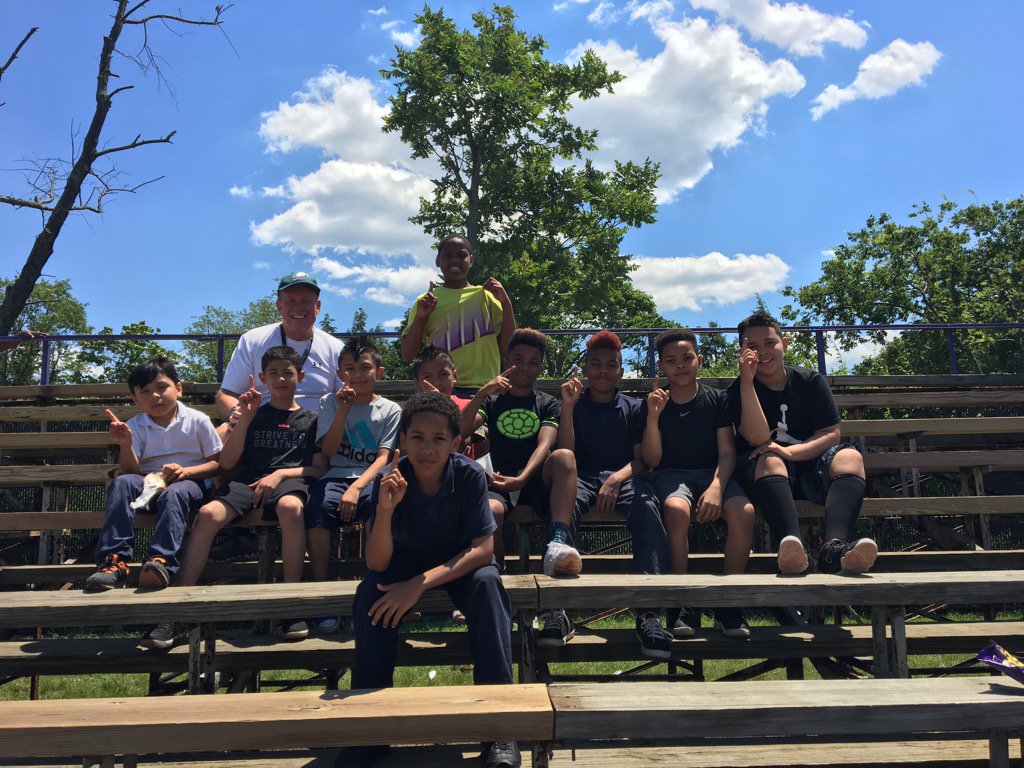 SumnerEagles's tweet photo. Sumner Boys Track and Field Team. @SumnerEagles https://t.co/29QZperNak