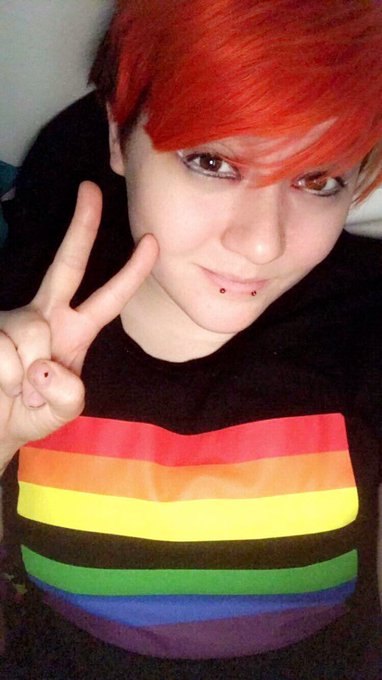 Happy first day of  #Pride2017 Month! ❤️💛💚💙💜✨🏳️&zwj;🌈🏳️&zwj;🌈🏳️&zwj;🌈🏳️&zwj;🌈😊 https://t.co/0uGyQH2qfc<a href="/tag/pride2017"class="tags">#Pride2017</a>