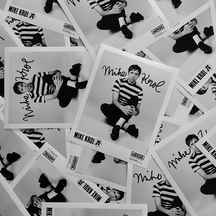 <a href="/mikefredkrol/">MIKE KROL</a> The first 300 2-LP pre-orders will receive a glossy black &amp; white headshot personally signed by <a href="/mikefredkrol/">MIKE KROL</a>! ✍
mergerecords.com/mike-krol-is-n…