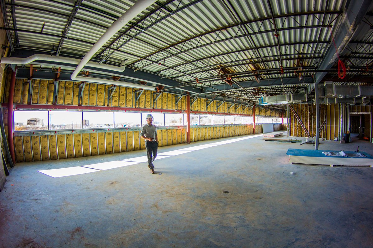 AllenSigmonREG's tweet photo. #AllenSigmonREG @existential_dpk helps Main Bank Uptown find a new tenant. https://t.co/bnmYJa7Act Report by @ABQBizFirst @ABQBizShelby https://t.co/hha3Chev5c