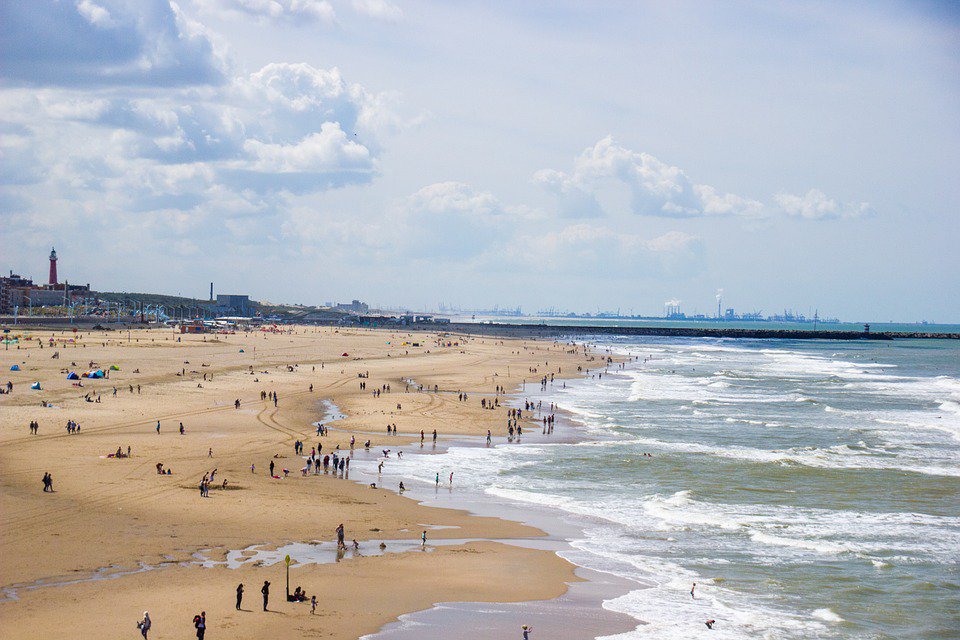 Weekend weerbericht: 30 mei t/m 4 juni de J22 World Championships in #Scheveningen! Het wordt vandaag max 27 graden. Naar het strand dus!