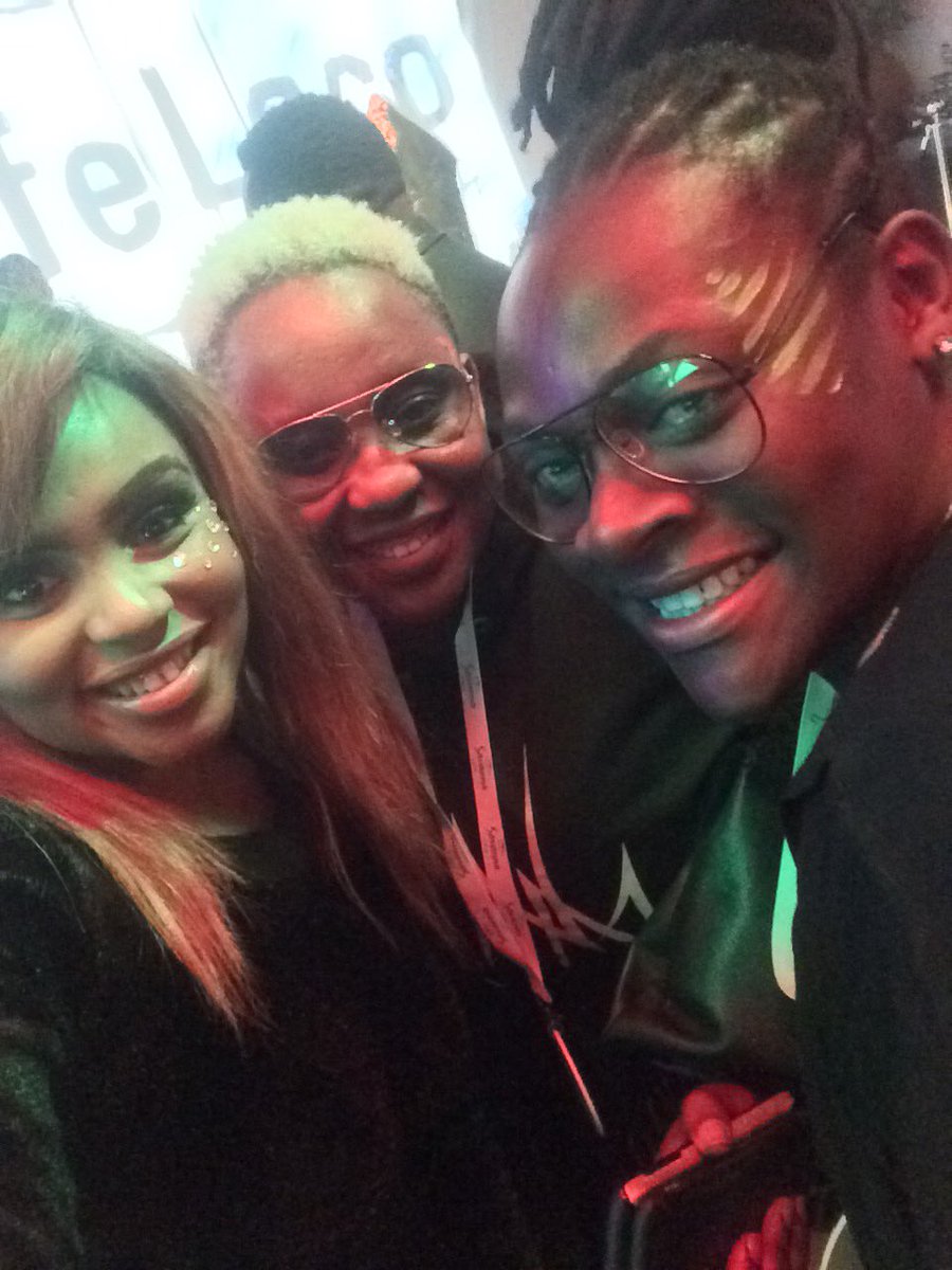 ZolaZeelovin's tweet photo. When we meet it's litt @SavannaCider #livelifeloco https://t.co/ezaB1wk5UG
