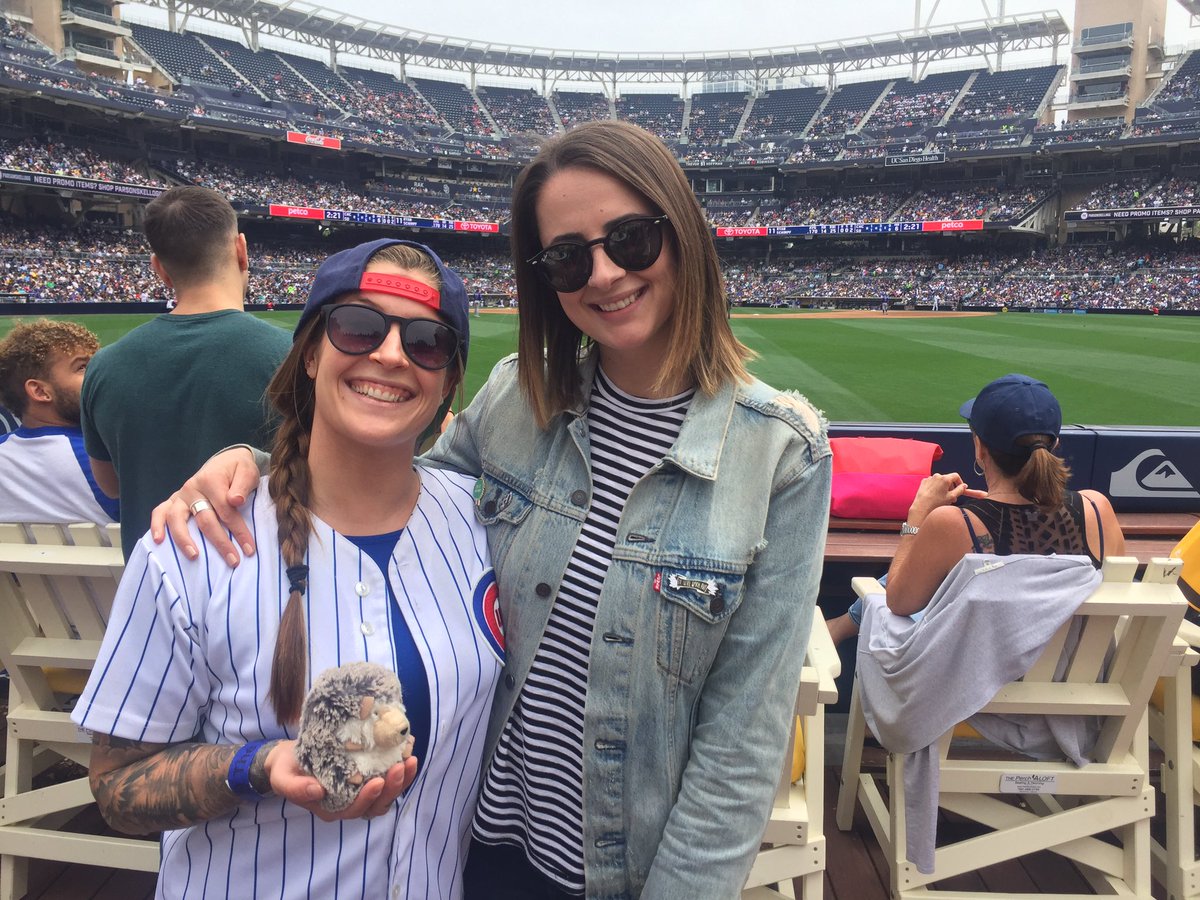 MrsErinHartman's tweet photo. Can't thank @gapintelligence enough for treating gappers to such a fun day! #tobeagapper @Padres @Cubs #gapintelligence https://t.co/c9dEdB9WmT