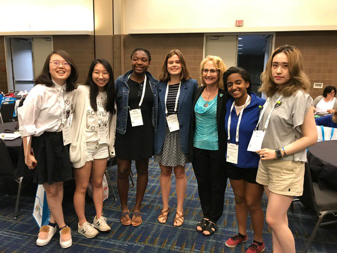 jo44atWID's tweet photo. Excited to meet the Small World team from @ethelwalker school. Go Team! https://t.co/A9uaiF4o0s
