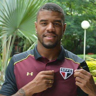 Birobadgol's tweet photo. [https://t.co/q1PUlvUWQE] Mãe de Jr tavares confirma proposta do Ajax. 

https://t.co/qSoyofUD3h https://t.co/tb1DaQwLG7