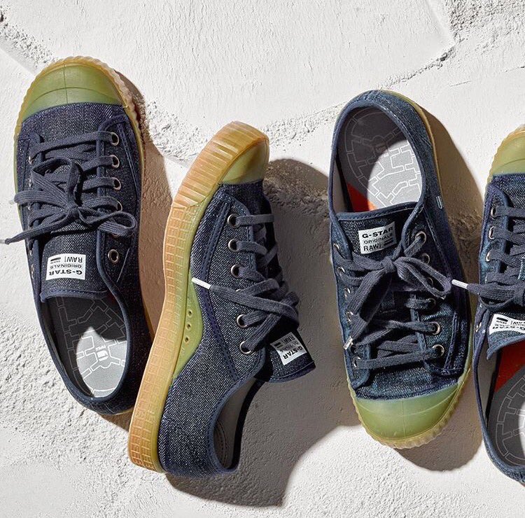 SurplusTrends's tweet photo. "Sneakers for the denim-obsessed."
#GSTARRAW #footwear #denimshoes
@GStarRAW 👖👟👖👟 https://t.co/DwfUZYcPOE