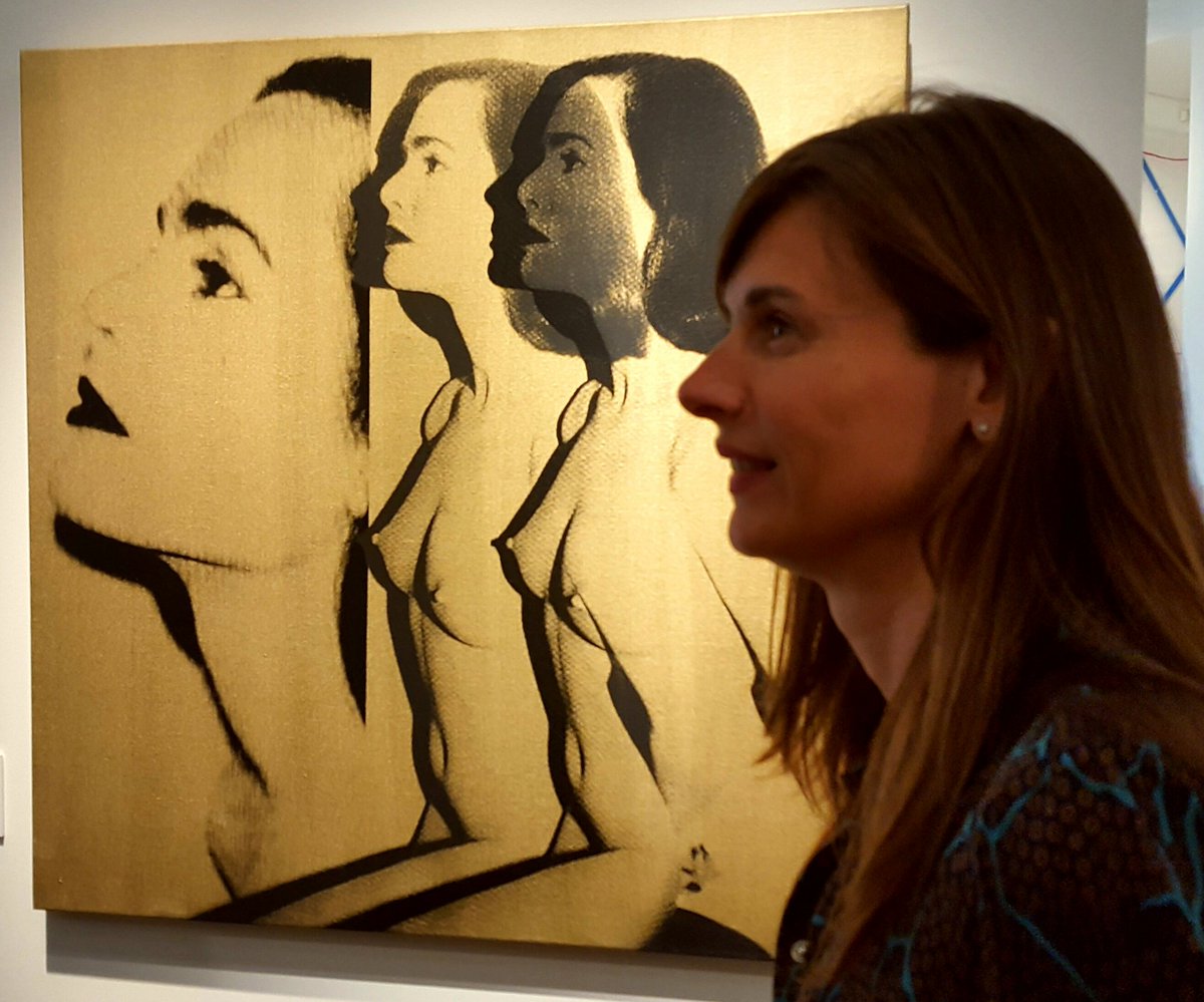PFGarcier's tweet photo. A peine arrivĂ©e @SothebysFr @paulinedemont se fond dĂ©jĂ dans les Ćuvres #AndyWarhol #auction #Artketing #profilpicture https://t.co/jyJA1nsA3f