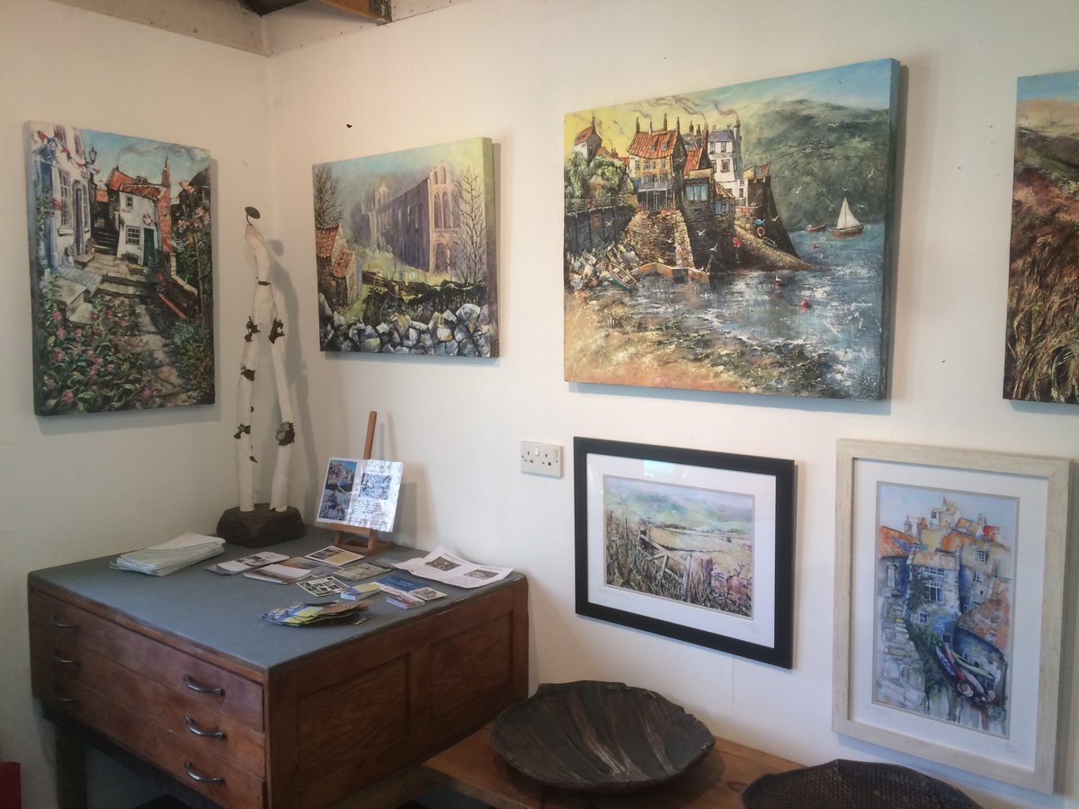 kezyfeasterart's tweet photo. All set for @NY_open_studios tomorrow! Please come along and join in the family friendly workshop and take away your very own masterpiece! https://t.co/rSGsGpf78P