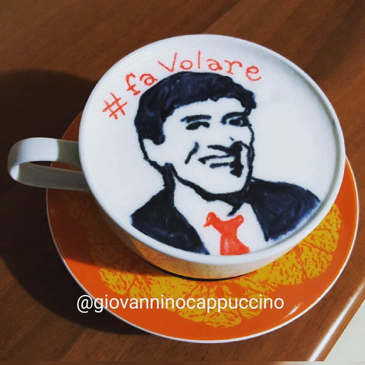 costantinogiov1's tweet photo. Non #PossoDimenticare il ritornello di #favolare @rawvatsy @morandi_g https://t.co/v2RaWsy5YA