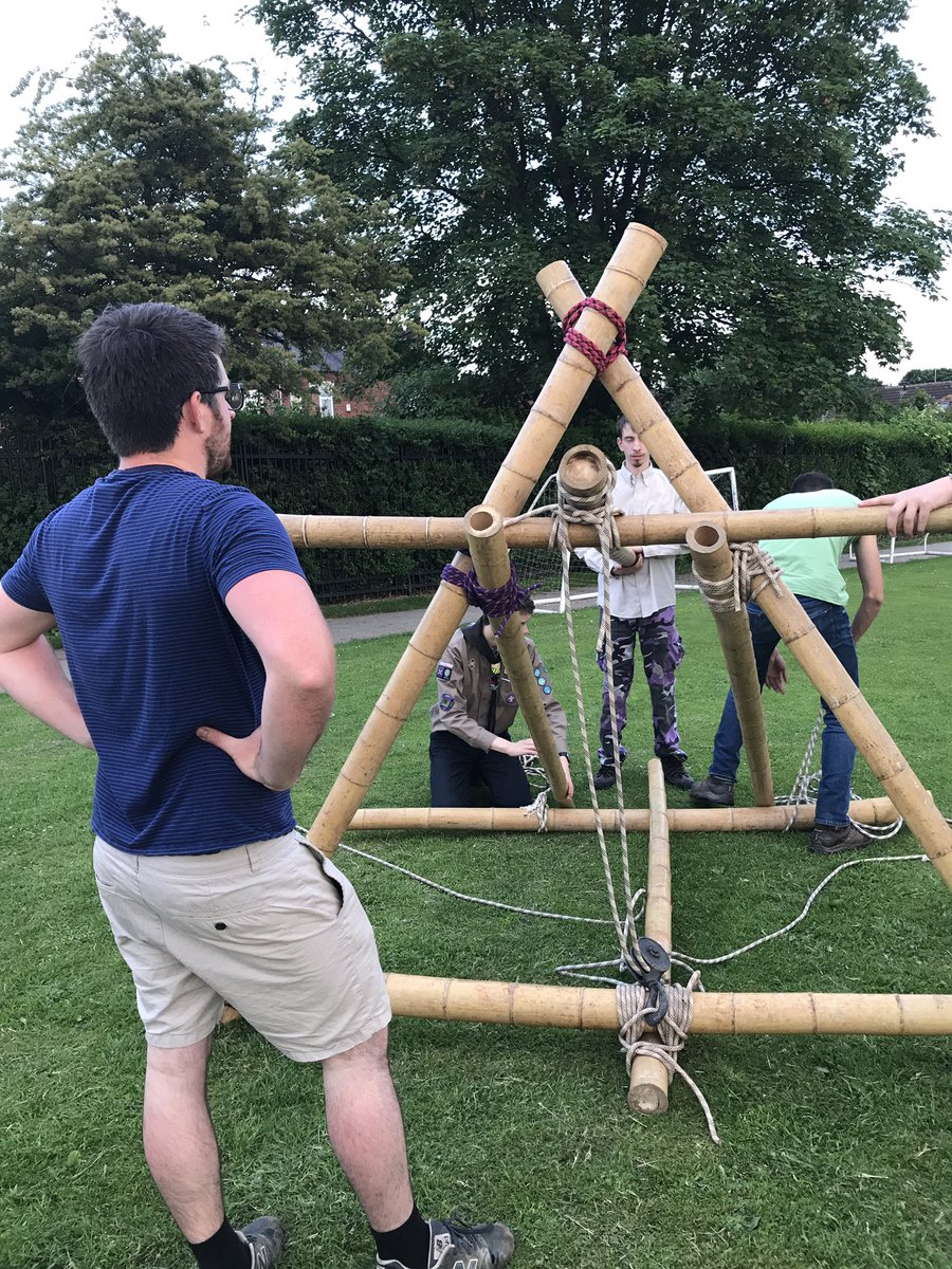 Knot skills being tested at explorers this evening! Catapult mad!