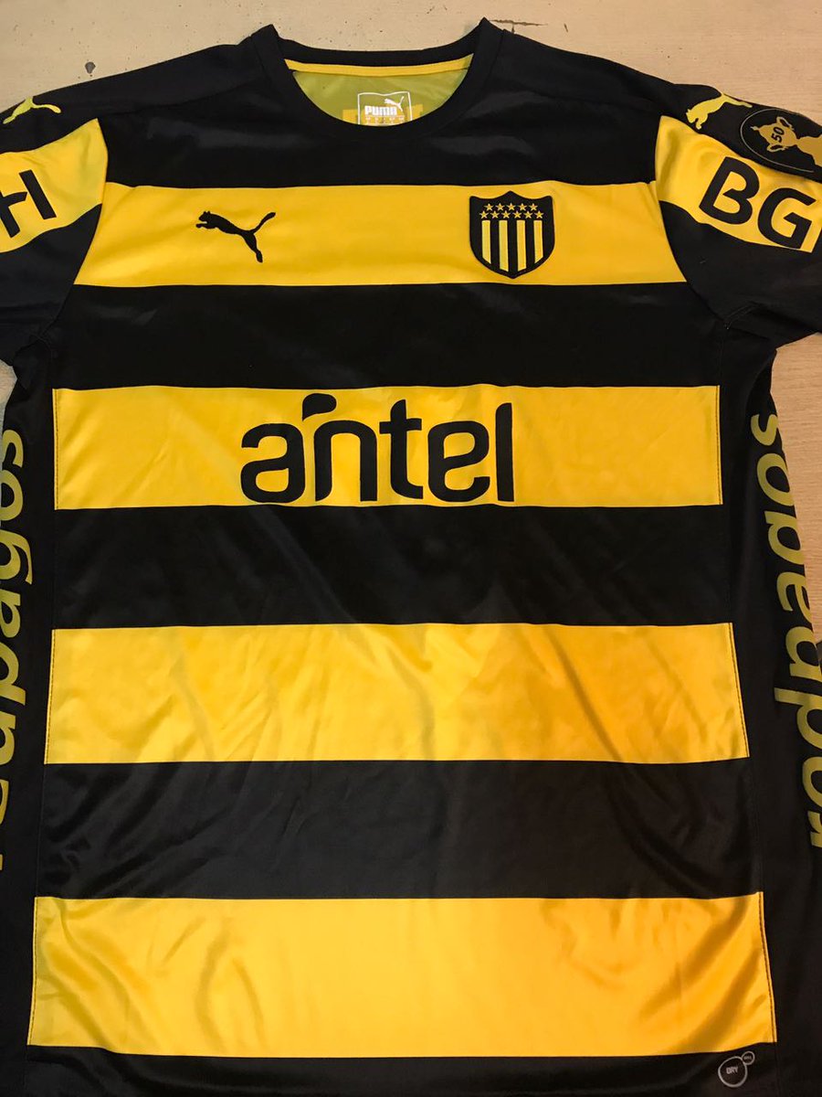 Tirando Paredes tweet media