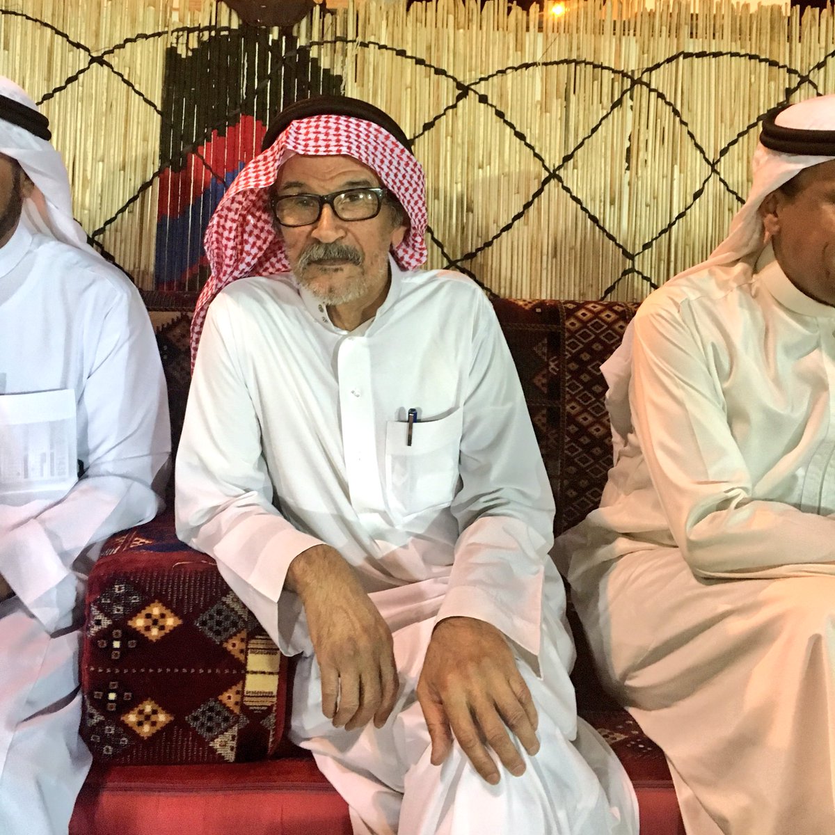 المزيني: كان #التعاون يكلف من المسؤولين وإمارة المنطقة بإقامة وتنظيم الحفلات عند قدوم الضيوف من خارج المنطقة 
#ملتقى_التعاون_الرمضاني_الثاني