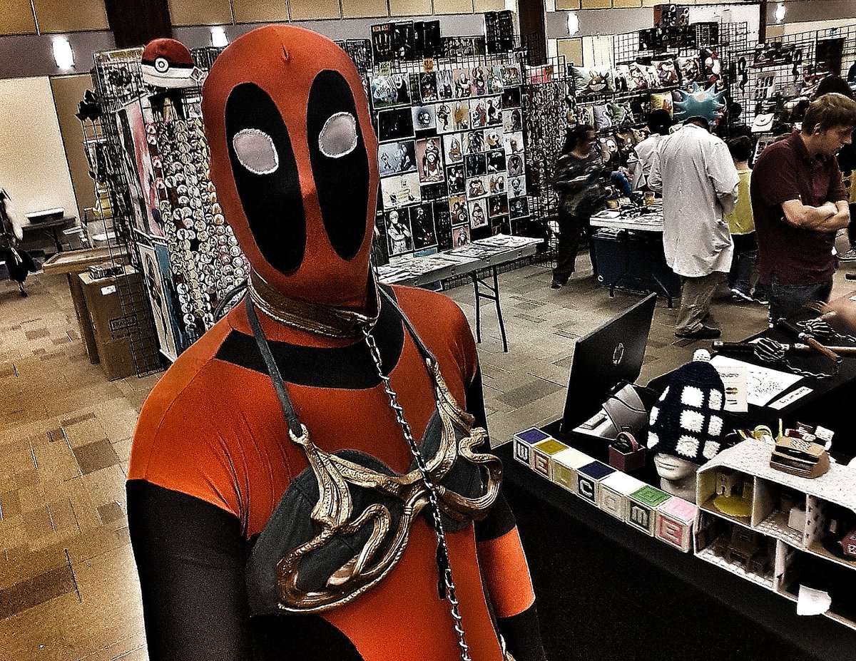 Slavepool68's tweet photo. #lrcc2017 #Littlerockcomiccon #Slavepool https://t.co/rYYMpjjd8P