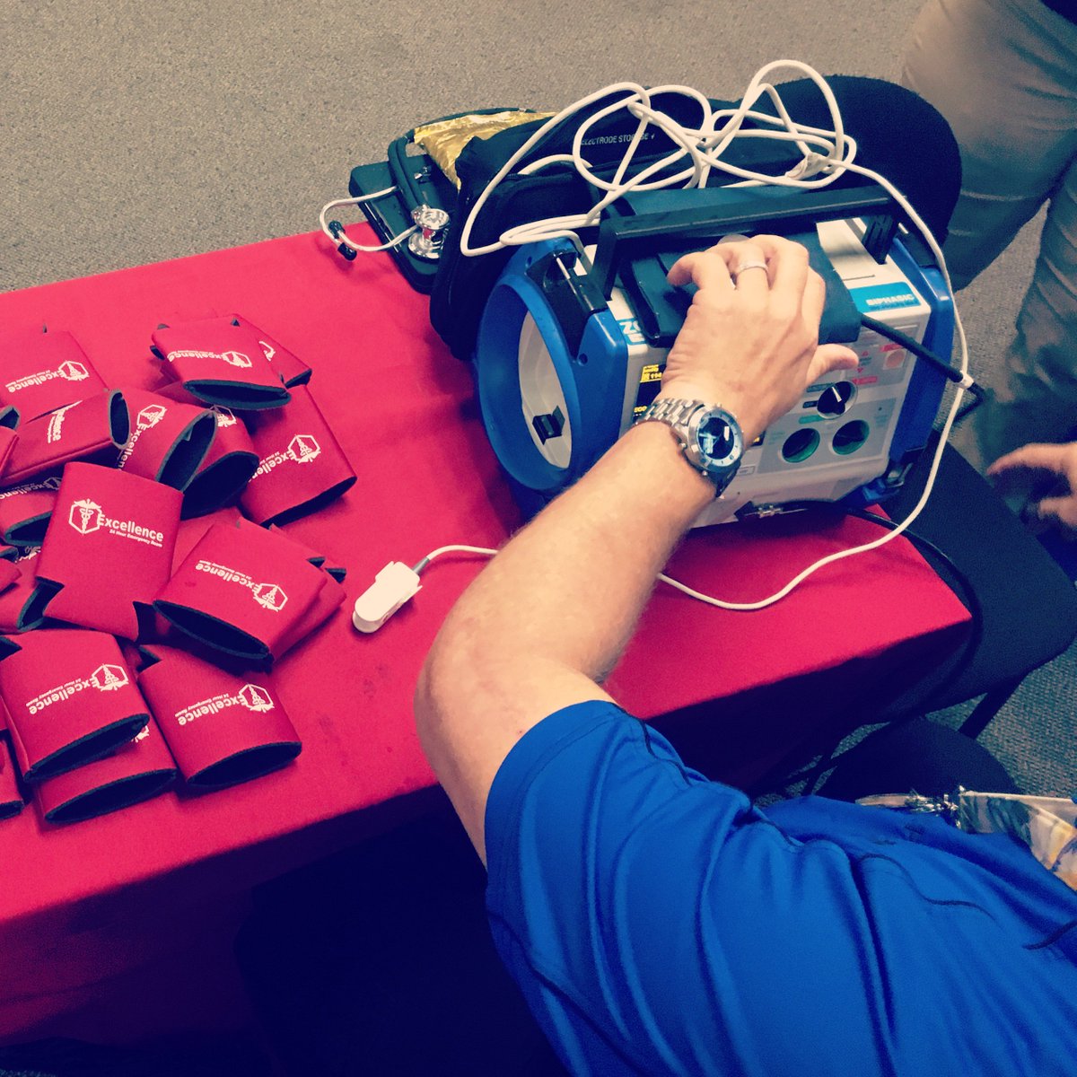 ExcellenceER_TX's tweet photo. Love having a portable #bloodpressure monitor to have w/ us for various events! This allows us to give FREE bp checks to everyone! https://t.co/MGUuDea8a6