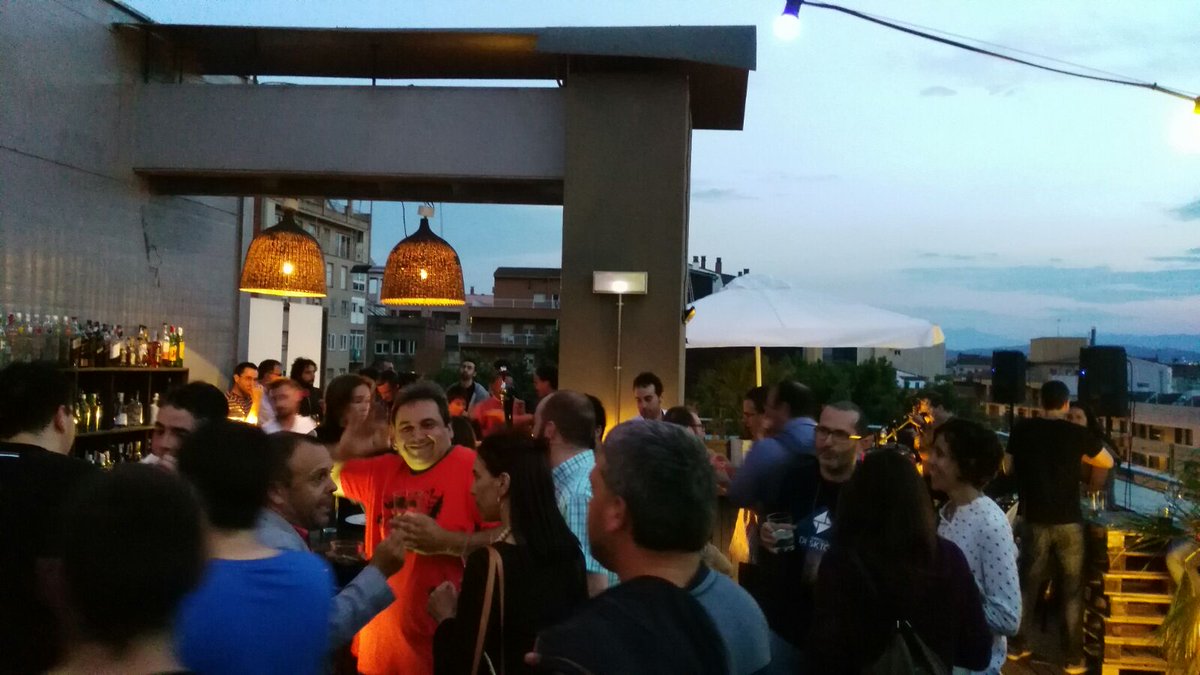 infraplan's tweet photo. Magnífico colofón al primer dia de #siglibre11 en @HotelsUltonia @SIGTE_UdG #Girona #relaxingcup https://t.co/z0Lv2vT8jf