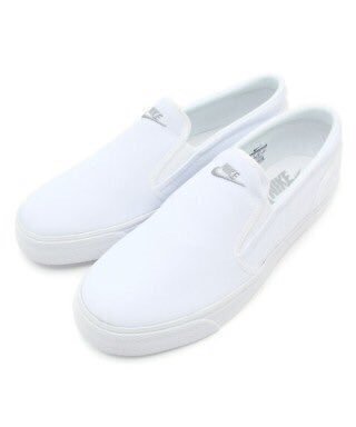 nikefun27's tweet photo. この時期にピッタリ🌱

ナイキのスリッポン🙈👍

✅欲しい人はRT #nike https://t.co/FyWQblbuak