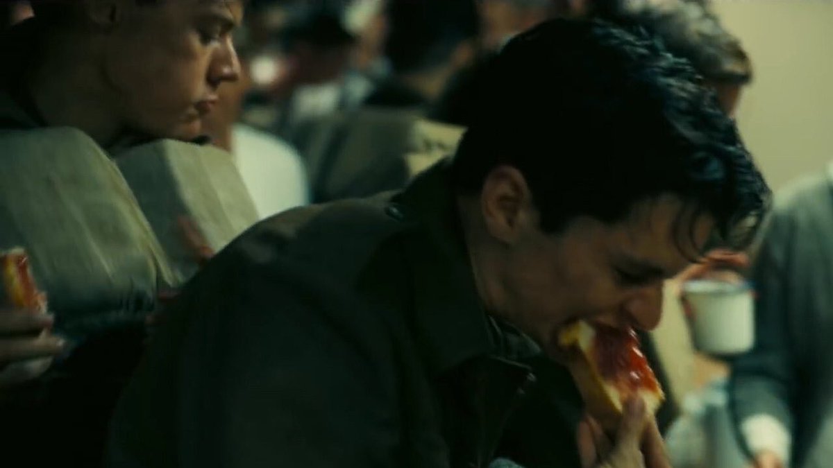 larryupdatesA's tweet photo. بقي ٥٠ يوم على عرض فيلم Dunkirk❤️. https://t.co/Wrle9fG7pB