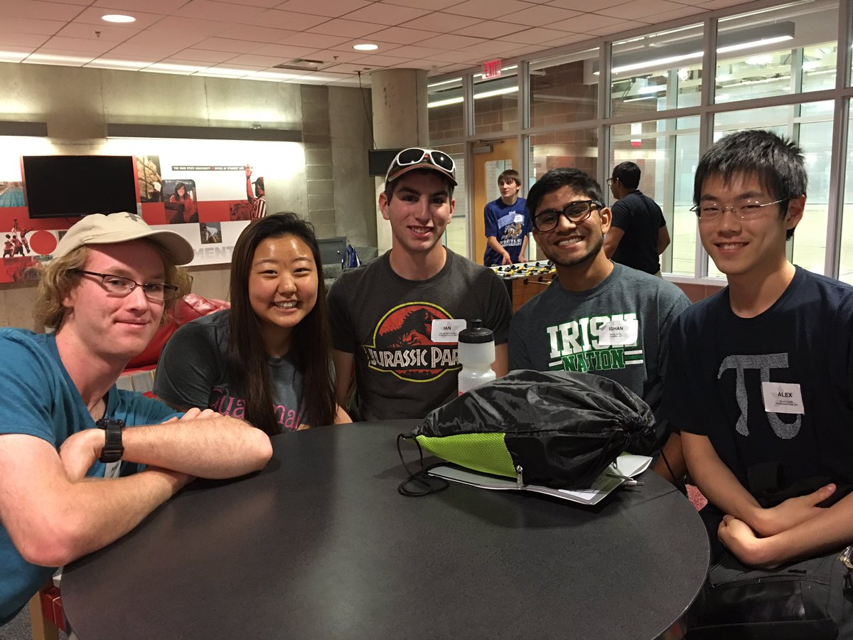 OhioStateFYE's tweet photo. A long day felt short with these guys. Orientation Night Live up next!#New2OSU #Zebrafish #QueenSizedBed https://t.co/nUwAseGw6L