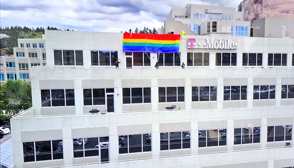 CallieField's tweet image. What a kickoff to #UnlimitedPride month with the @TMobile PAN! #Pride2017 #celebrate individuality #MobilizeForEquality