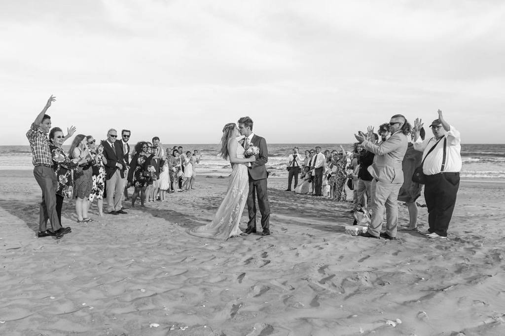 ChsBeachWedding's tweet image. It still amazes us how little you really need to make a beautiful moment....#love #beach #charlestonwedding