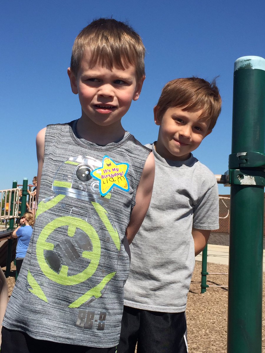 Mrslokkensclass's tweet photo. What a fun way to end the year...Play 60 Day!!! https://t.co/EnSg0CRiBu