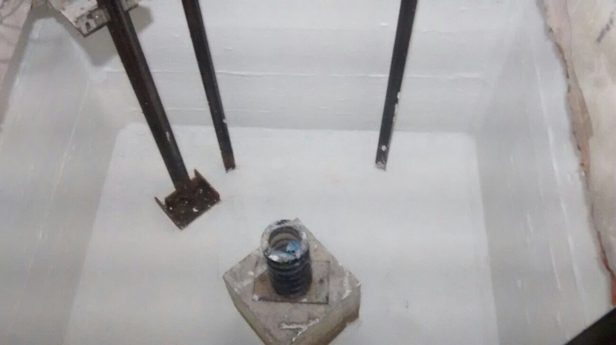 Stop_Filtracion's tweet photo. No es un spa, es la última impermeabilización realizada a un foso de ascensor de comunidad. Garantizado por 10 ańos. https://t.co/9DCDkV7zXH https://t.co/9cT43S7jma