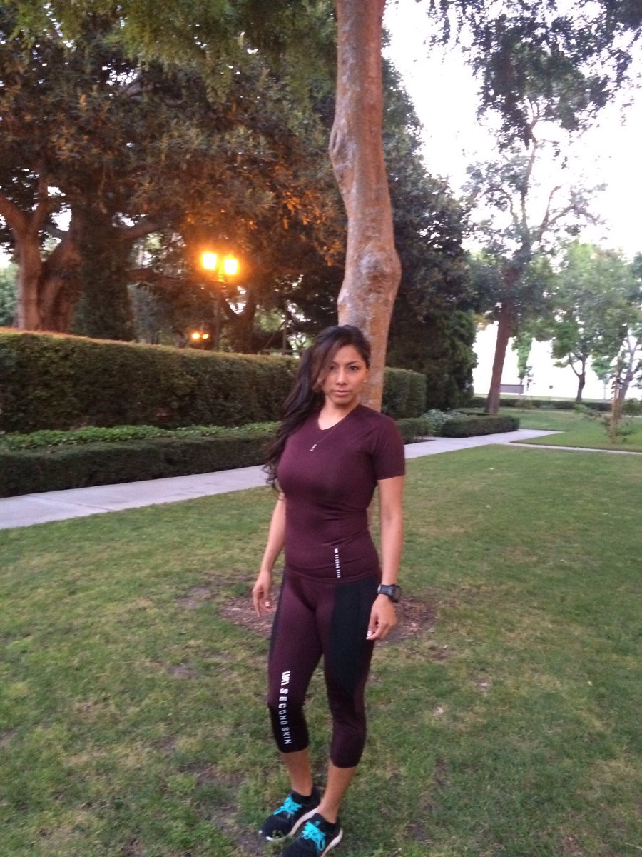 IrongirlNadia's tweet photo. 1mo ago (here), clothes were too tight. Now 6lbs lighter, I'm sharpening & attacking June. #watchme #racingweight #secondskingear #sponsored https://t.co/o7jUdQVyHM