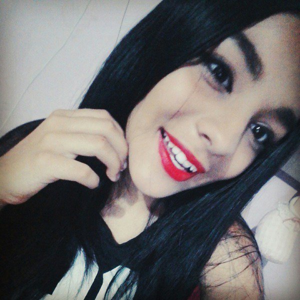 pauliss271's tweet photo. #JETICA JAJA👉👄👈💋 https://t.co/ddYCjRCcjI