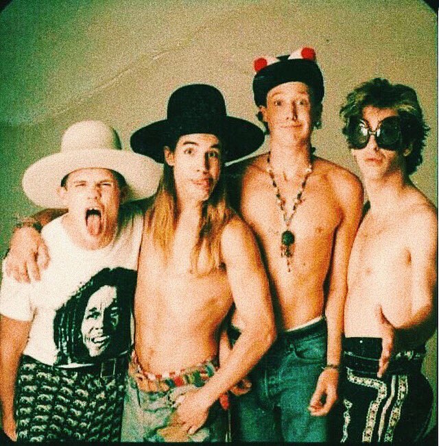 OGTHREADZ's tweet photo. #redhotchilipeppers back innn the dayyyy 🌶🌶🌟🎸🥁 #throwbackthursday #ogthreadz https://t.co/8LlGeCa6aW