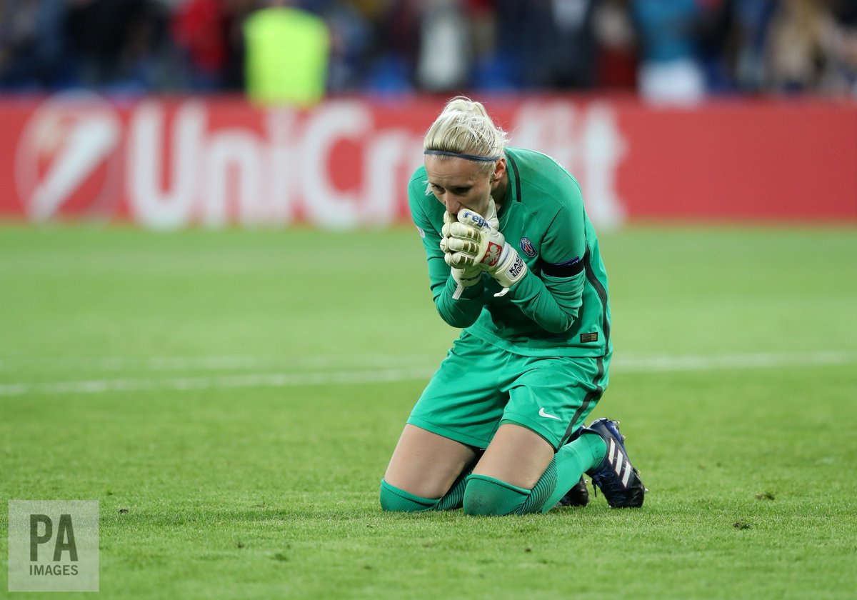 Alamy_Editorial's tweet photo. Lyon have beaten Paris St Germain 7-6 on penalties after a goalless draw to win the women's Champions League final  https://t.co/B40PhwSDbG https://t.co/52YOtlNJ5J