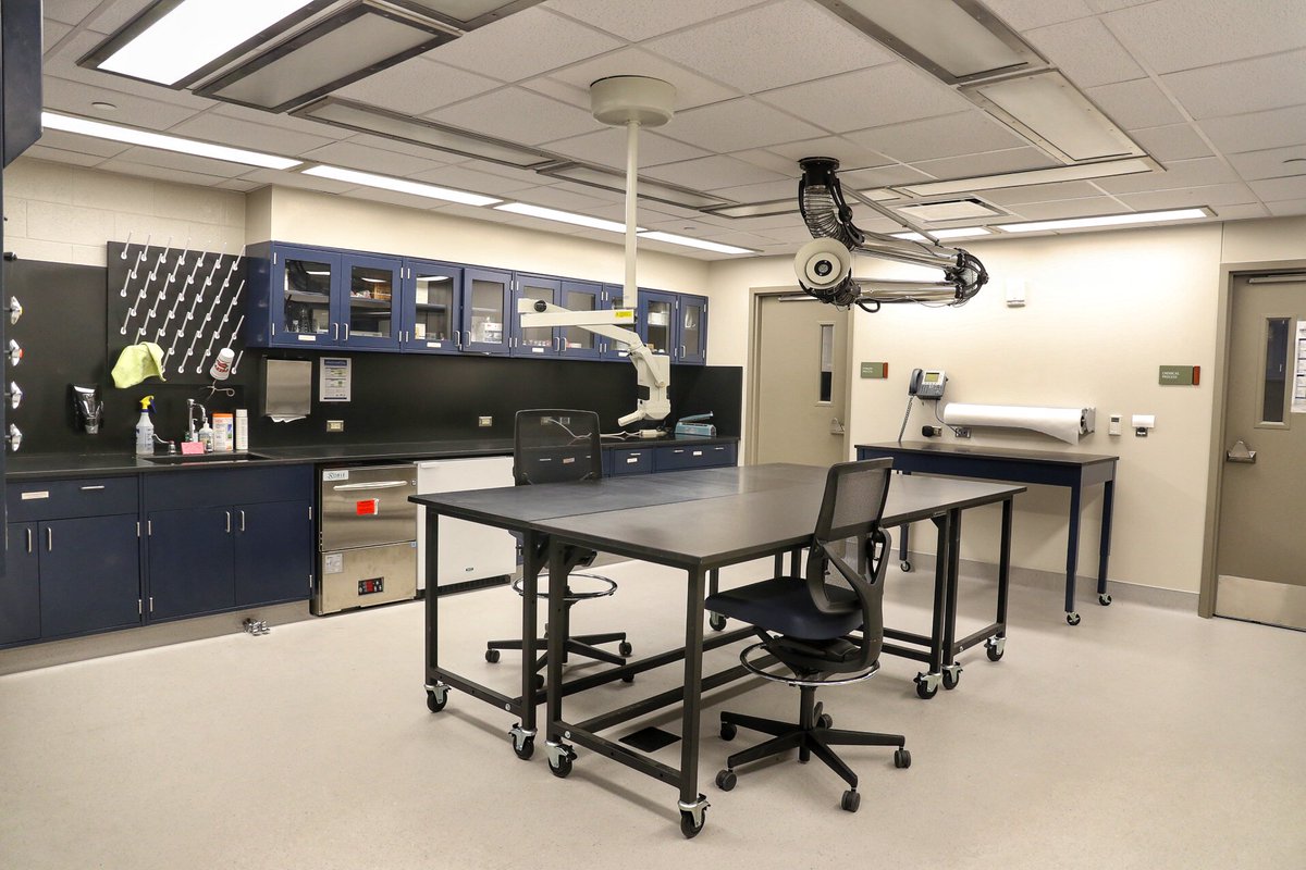 NRHPD's tweet image. Take a peek inside our incredible #CrimeScene Unit - we've got two of the best examiners in the metroplex (not that we're partial...) #CSSU