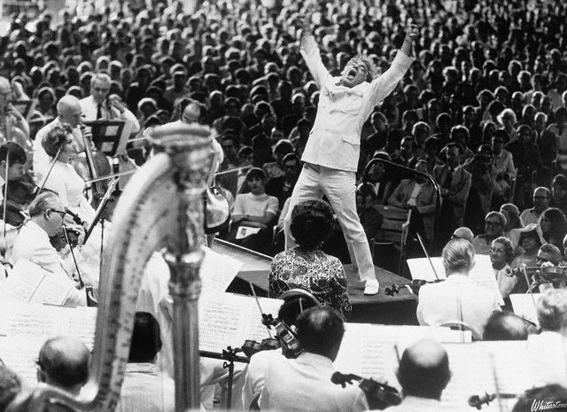 EmeraldCtyMusic's tweet photo. SEASON TWO revolves around the life and legacy of Leonard #Bernstein... It’s going to be a wild ride! 🎉🍻 #seattle #olympia #chillclassical https://t.co/0y6Erd4E4b