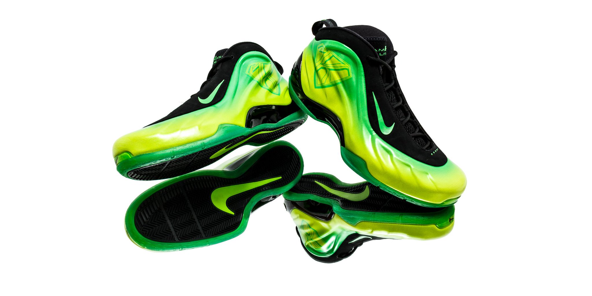 Flight Club on X Nike Air Foamposite Lite ASG Kryptonite. Available in store only at FCNY. https t PxDDB6qihT X