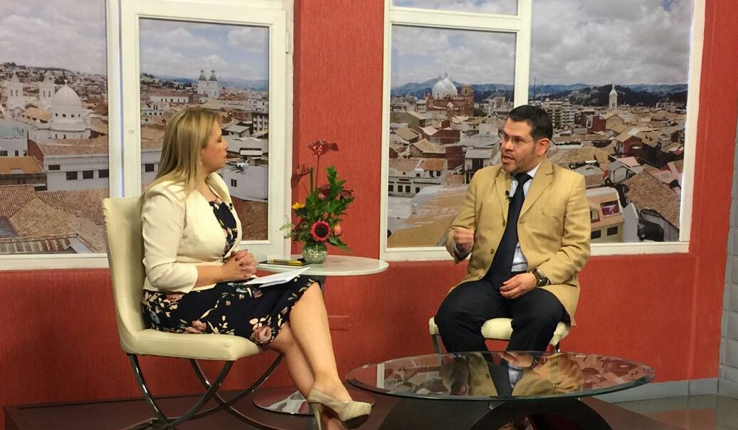 SRIoficialEc's tweet photo. #SRIzonal6 informa en @UNSIONTV que contribución solidaria de #IVAtemporal fue destinada para la reconstrucción de #Manabí y #Esmeraldas https://t.co/zK7tMTAmTv