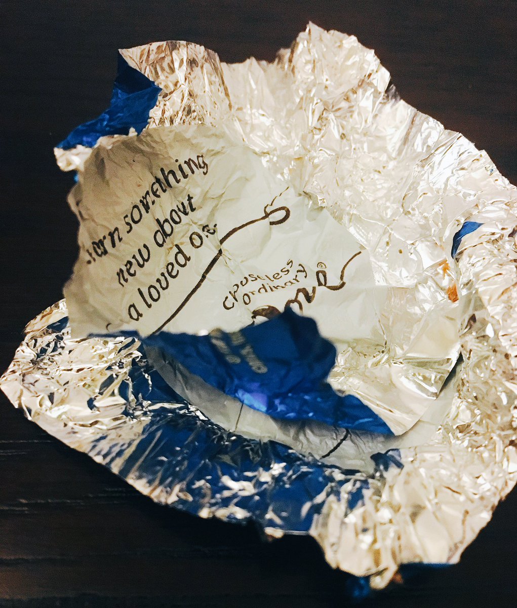 nikkicarpenterr's tweet photo. What does it mean if a single @DoveChocolate comes in TWO wrappers with only half a fortune? #extraluck? https://t.co/4lYXBSGKNa