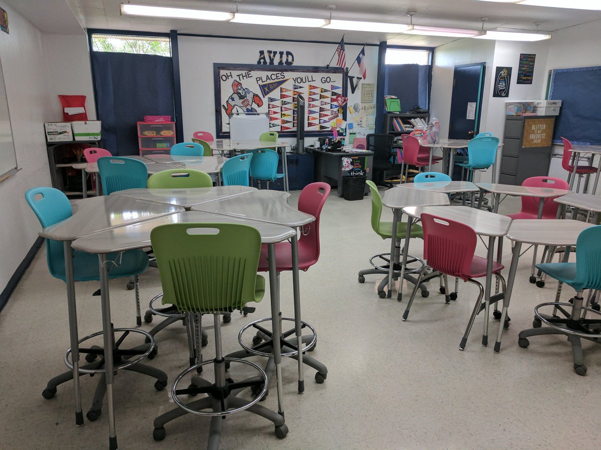 alicekeeler's tweet photo. I love flexible seating!!! https://t.co/SMPcDn352K