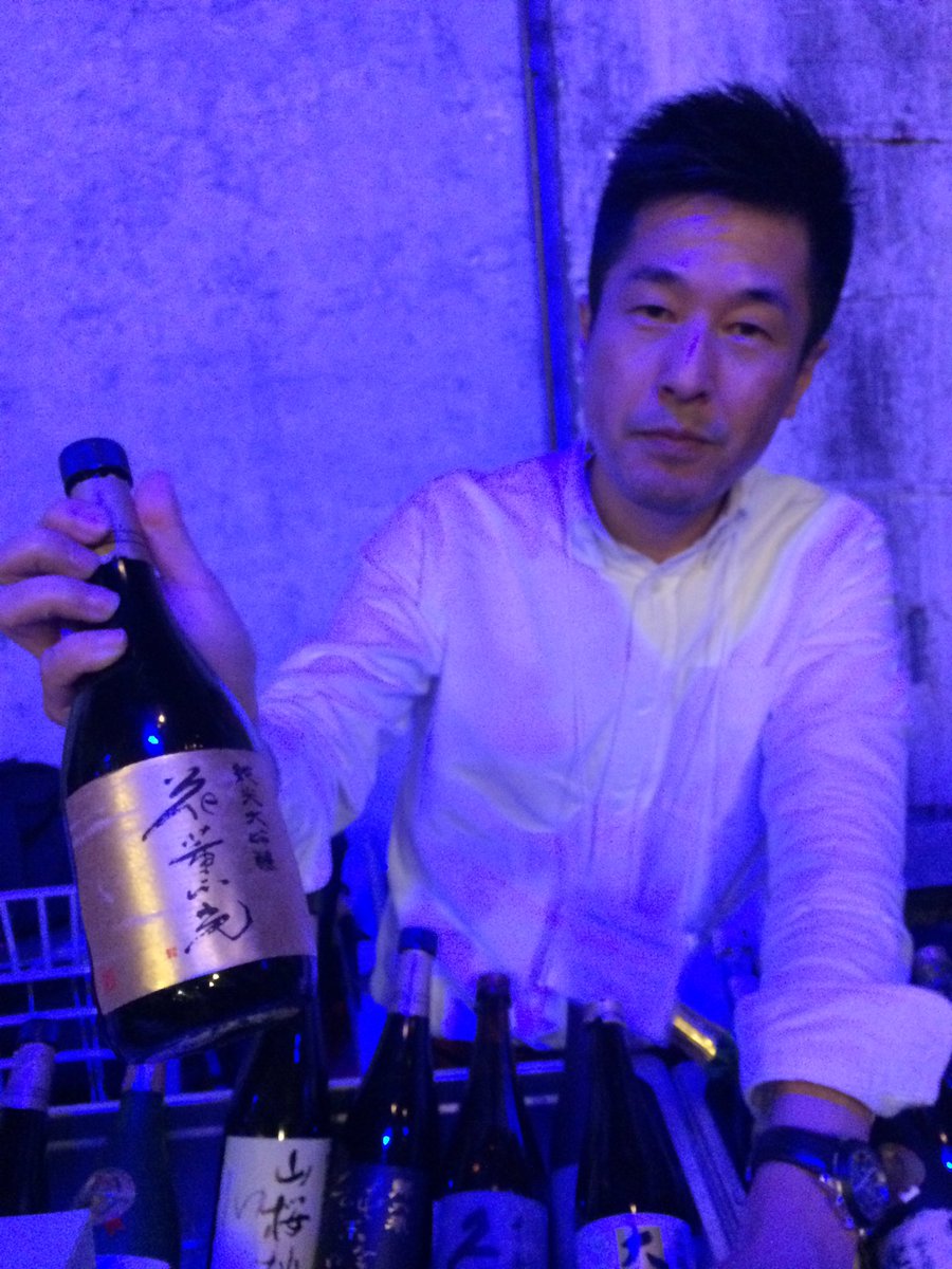 JonGauthier's tweet photo. I was amazed this Sake is 350 dollars bottle @OzawaCanada 10 tickets 27 percent mill rate so good #kampaiTO #KampaiToronto https://t.co/Q2Ipqchctd