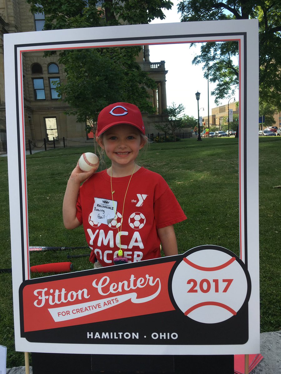 MrBarter's tweet photo. Having a ball @HamiltonAA5 #centerofitall #HamiltonAA5 https://t.co/T492rAJpP0