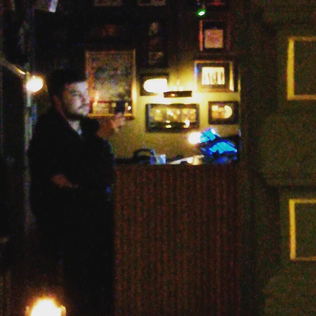 Guada_land's tweet photo. Dj tonight was fantastic, lol😂😂😂
#stockholmnightlifesucks #vadgornistureplansgruppen #rockbarsrock #djlife #whenth… https://t.co/oZzwQ5iV8P https://t.co/6qN0GHzoKW