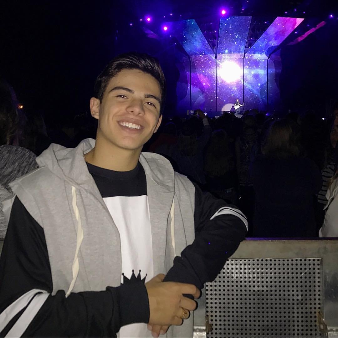 Show de ontem foi muito fera ÷💙