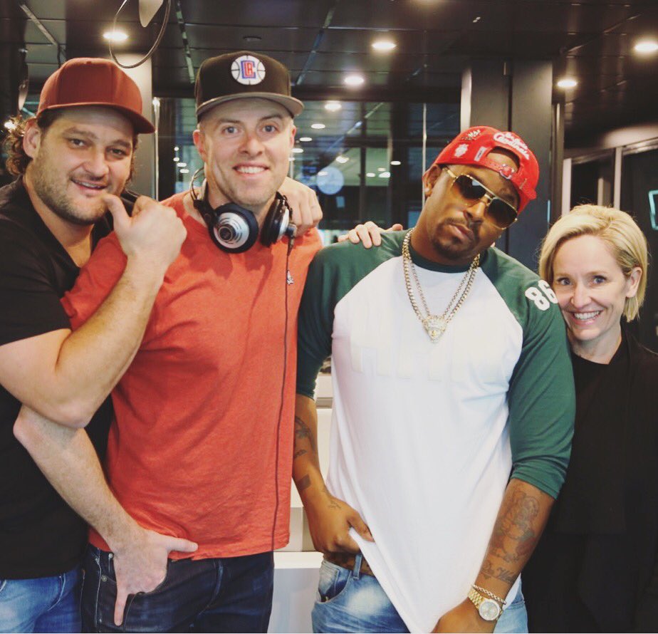 fififevnick's tweet photo. It's J-Kwon in the house! He's primed and ready to hit our #FoxRnB party next Friday!
Thanks to @yayfrank. https://t.co/nPNyoQFtBm
