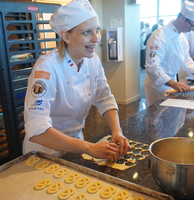 bakemag's tweet image. The Assembly of Extraordinary Bakers brought together a world of innovative product ideas. bit.ly/2rw8nbX