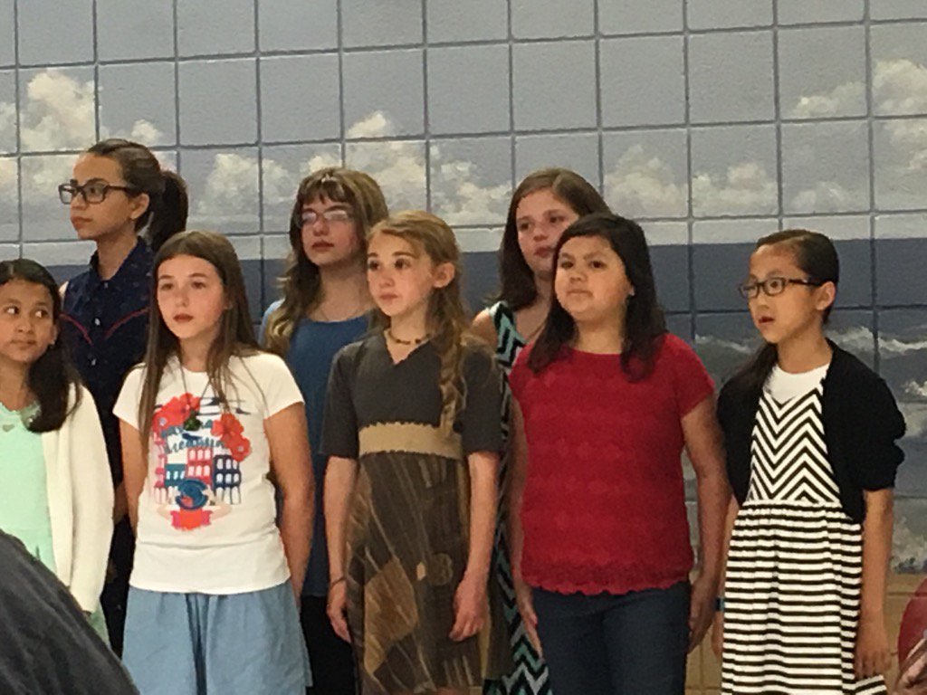 MrsAlstonsClass's tweet photo. Lakeshore choir performance. Go choir students! https://t.co/9ZD3Z7fjUM