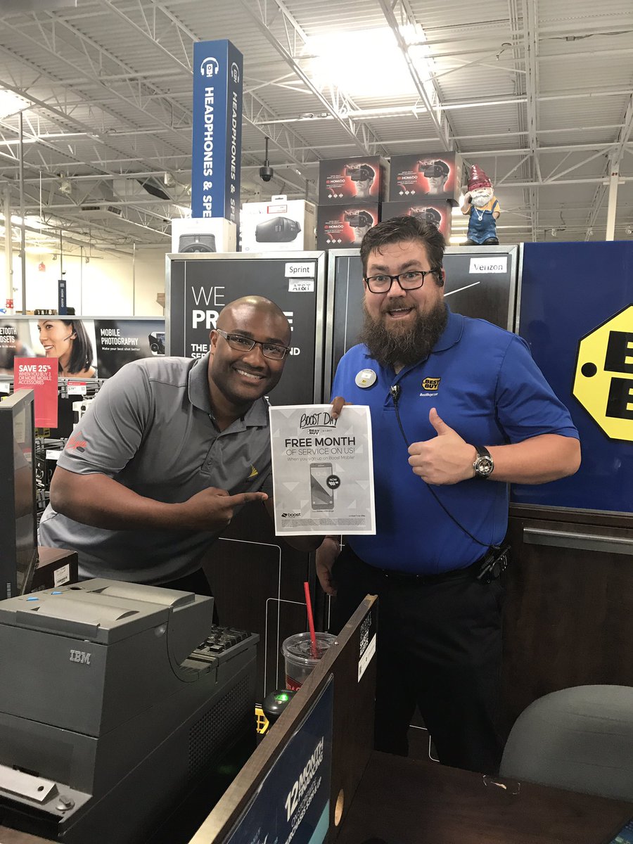 DMSPRINT23's tweet photo. #BBYBoostDay two new Boost in Ankeny. Fully stocked set as well @AzraSmailagic @TimMiller44 https://t.co/GSasz24YFy