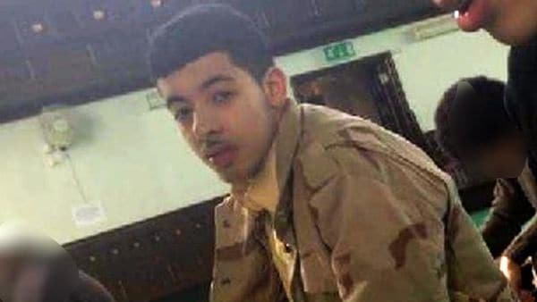 infobaeamerica's tweet photo. Las mezquitas y servicios funerarios de Manchester se niegan a enterrar al terrorista Salman Abedi https://t.co/QsrklHGiIg https://t.co/zFKPCuD2lv
