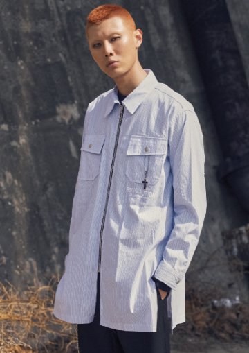 170426 정오의 희망곡 종현
VIBRATE BLACK LINE VINTAGE CLASSIC BALL CAP ￦128,000
DUCKDIVE O.R.S.L SHIRTS ￦89,000
#VIBRATE #DUCKDIVE #Jonghyunstyle