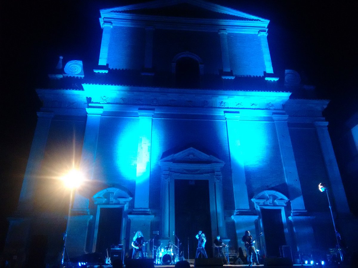Don_Piotr's tweet image. Grazie a @Metatrone_Music per l'indimenticabile serata a #Fabriano.