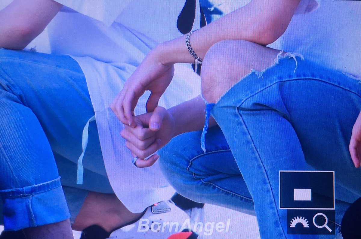 bornangel1004's tweet photo. 170602 뮤직뱅크
#정한 #JEONGHAN #세븐틴 #SEVENTEEN #Al1 #울고_싶지_않아 @pledis_17 https://t.co/bHzlnjRRtq